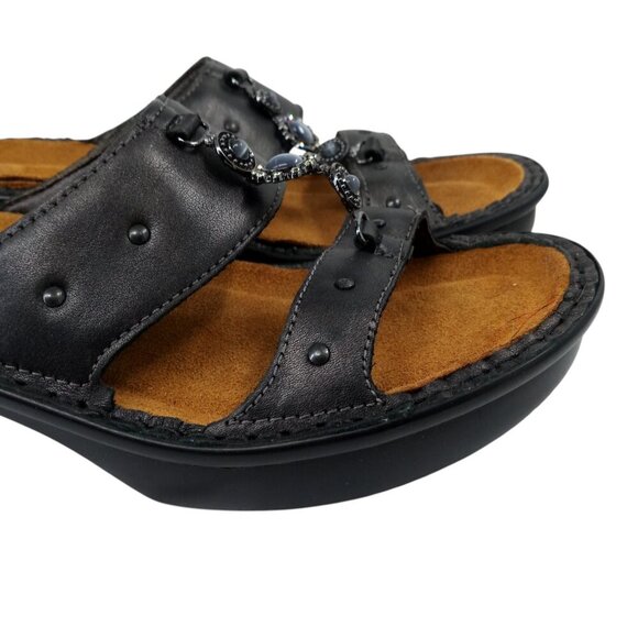 Naot Black Leather Wedge Beaded Sandals Size 36 US 6 Comfort Rhinestone - Picture 12 of 12